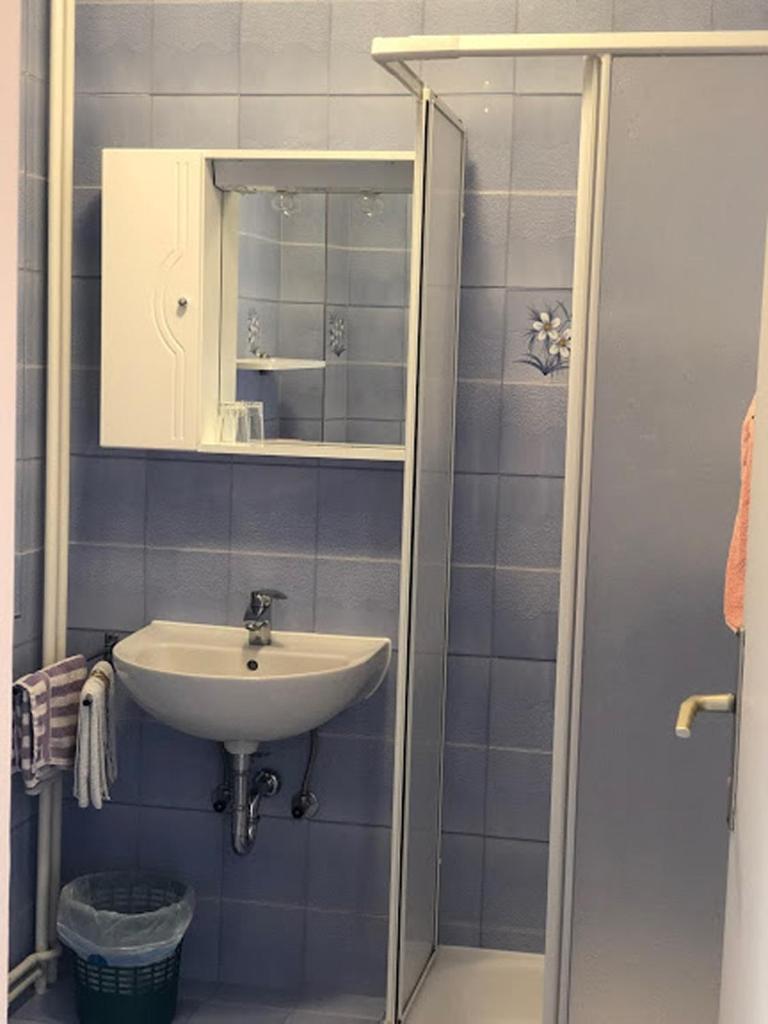 Apartments And Rooms By The Sea Barbat, Rab - 4973 Rab Town Zewnętrze zdjęcie