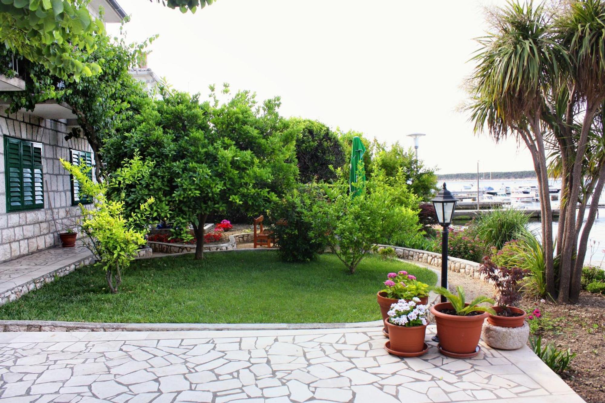 Apartments And Rooms By The Sea Barbat, Rab - 4973 Rab Town Zewnętrze zdjęcie