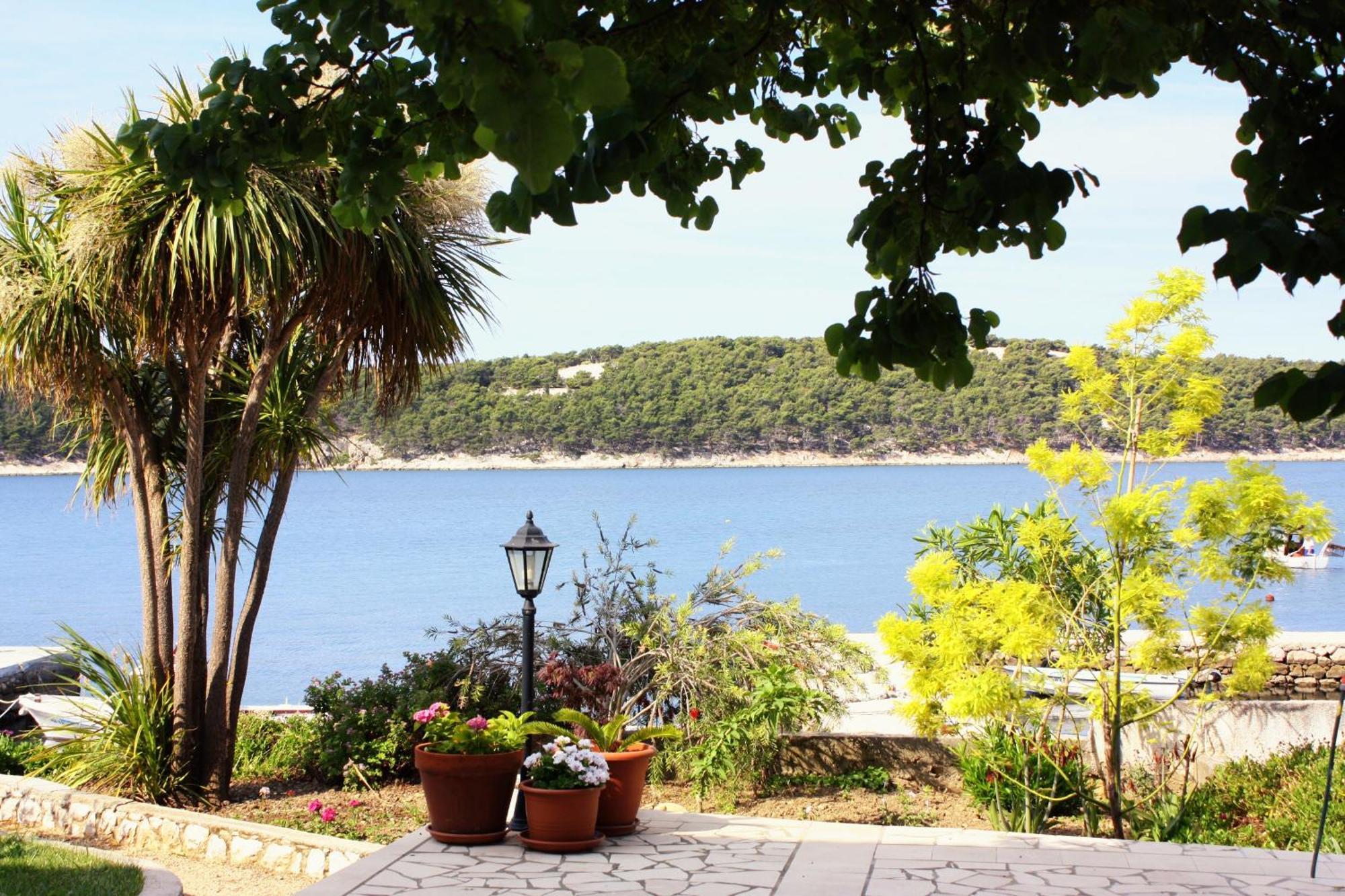 Apartments And Rooms By The Sea Barbat, Rab - 4973 Rab Town Zewnętrze zdjęcie