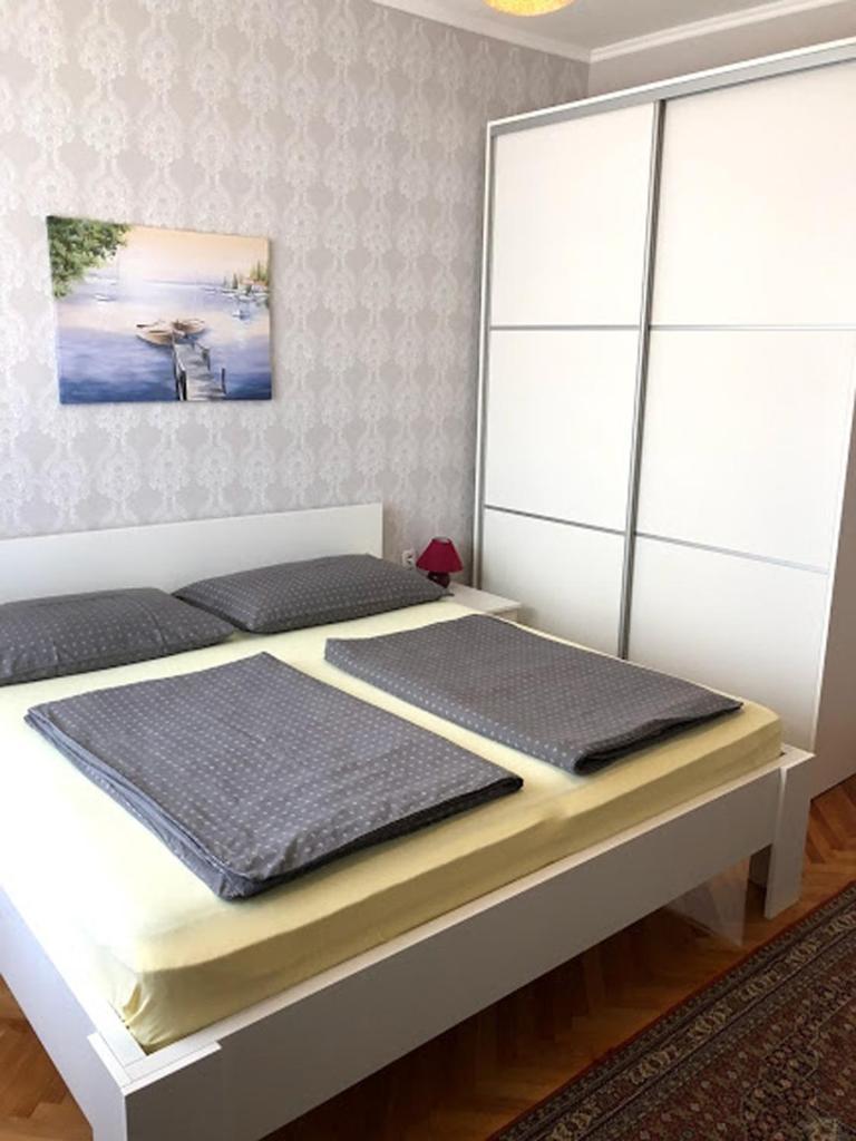 Apartments And Rooms By The Sea Barbat, Rab - 4973 Rab Town Pokój zdjęcie