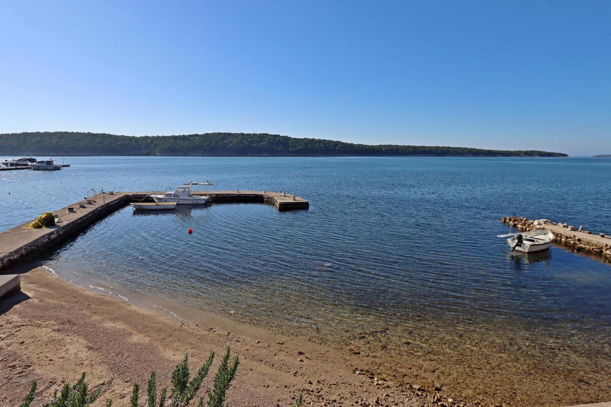 Apartments And Rooms By The Sea Barbat, Rab - 4973 Rab Town Zewnętrze zdjęcie